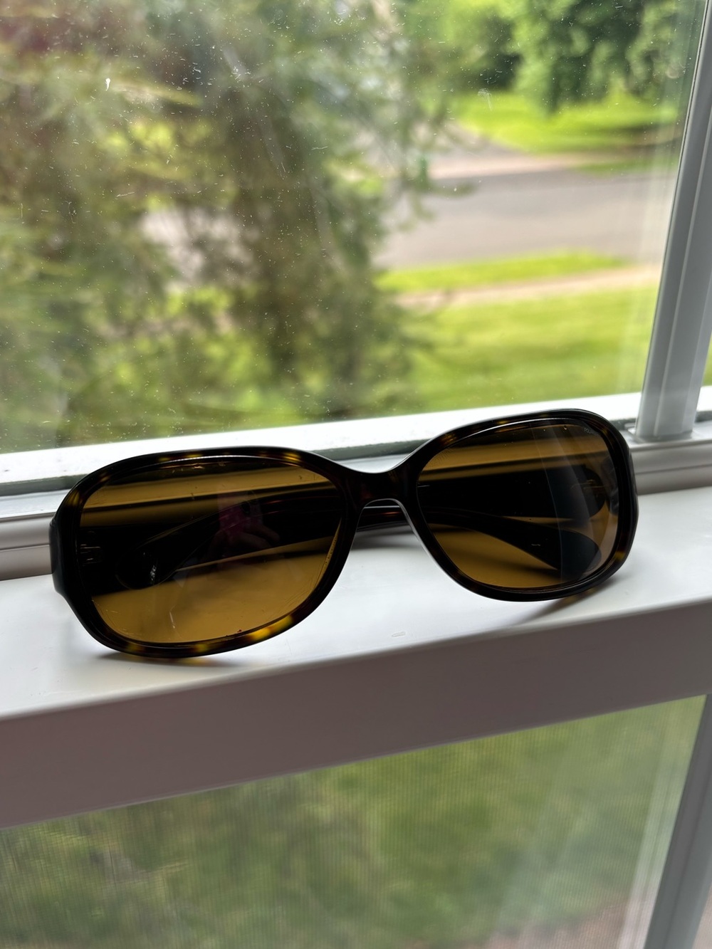 Vintage Marc Jacob’s polarized sunglasses